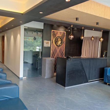 Hotel Suvarnam Residency อาห์มาดนาการ์ ภายนอก รูปภาพ