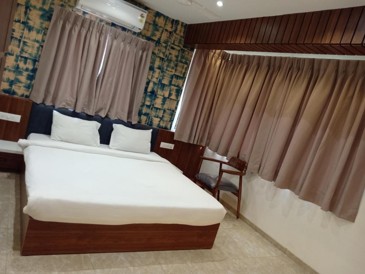 Hotel Suvarnam Residency อาห์มาดนาการ์ ภายนอก รูปภาพ
