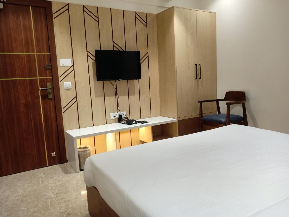 Hotel Suvarnam Residency อาห์มาดนาการ์ ห้อง รูปภาพ